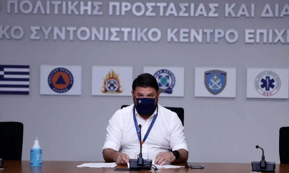 Υποχρεωτικό self και rapid test θα κάνουν οι ανεμβολίαστοι εργαζόμενοι στα νησιά
